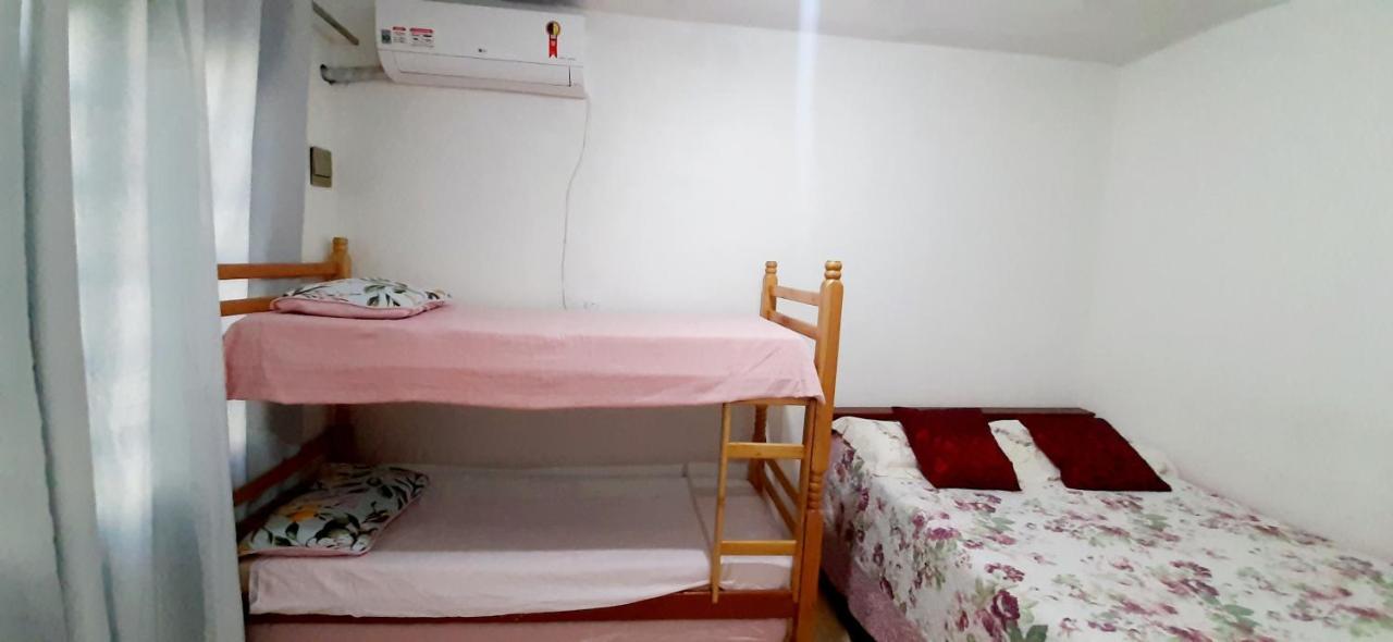 Kitnet S2 Em Torres-Rs - Na Mais Bela Praia Gaucha - Cozinha - Banheiro - Ar Condicionado - Tv Smart 32' - Wi-Fi - Estacionamento - Anfitria Superhost No Bnb Exteriér fotografie